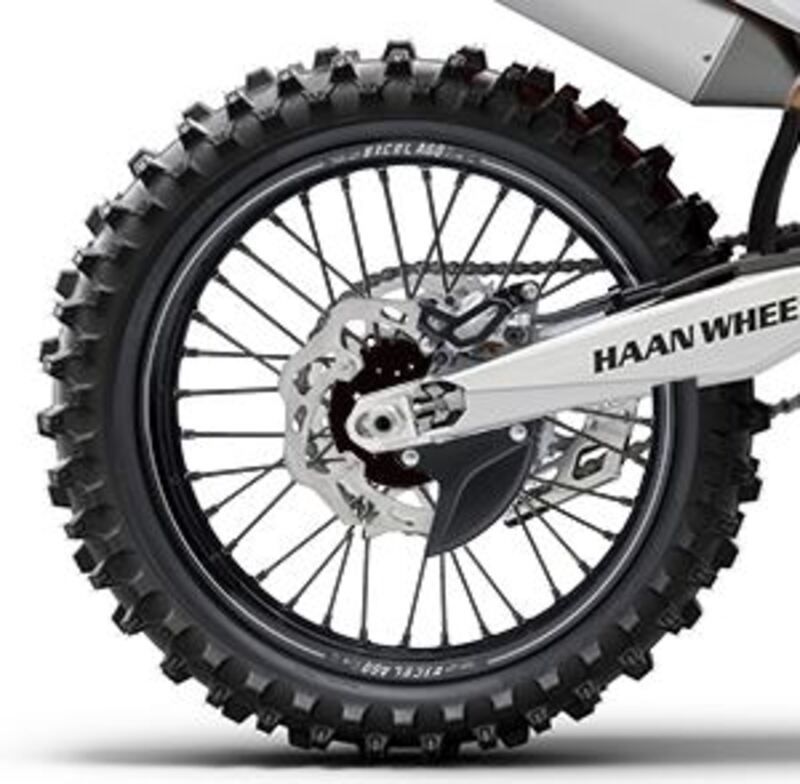 Rueda completa trasera HAAN WHEELS - 18x2,15