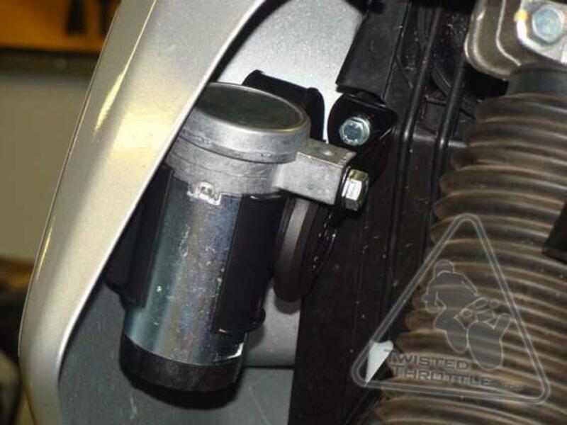 Soporte para claxon Soundbomb Denali Kawasaki KLR650