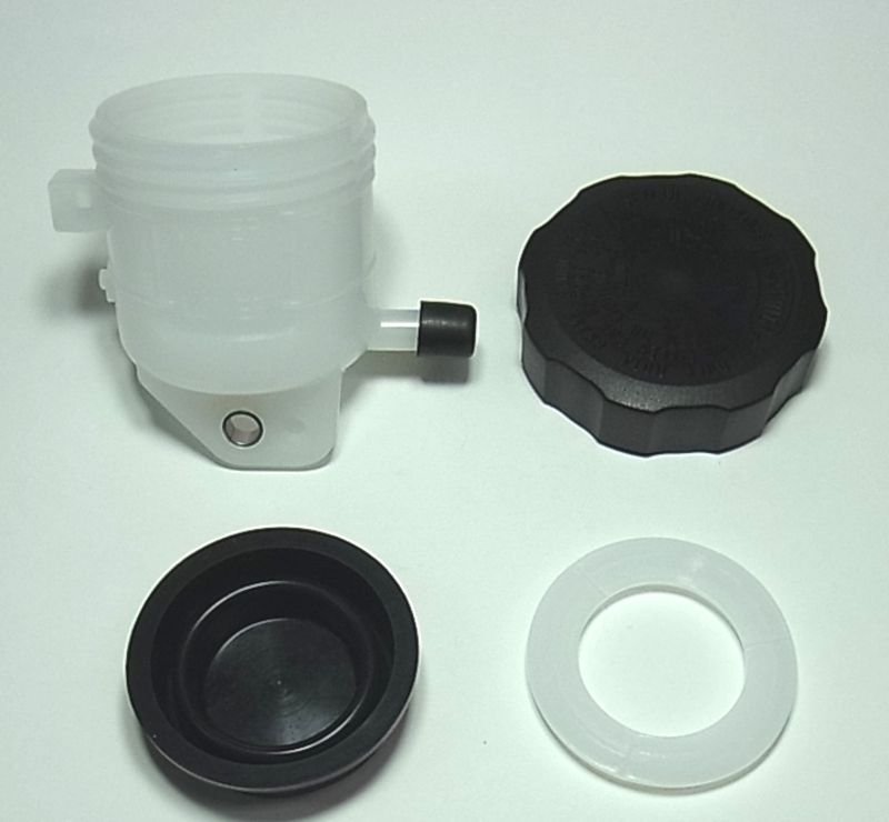 Depósito bomba de freno delantera Suzuki / Yamaha / Kawasaki RVR-901