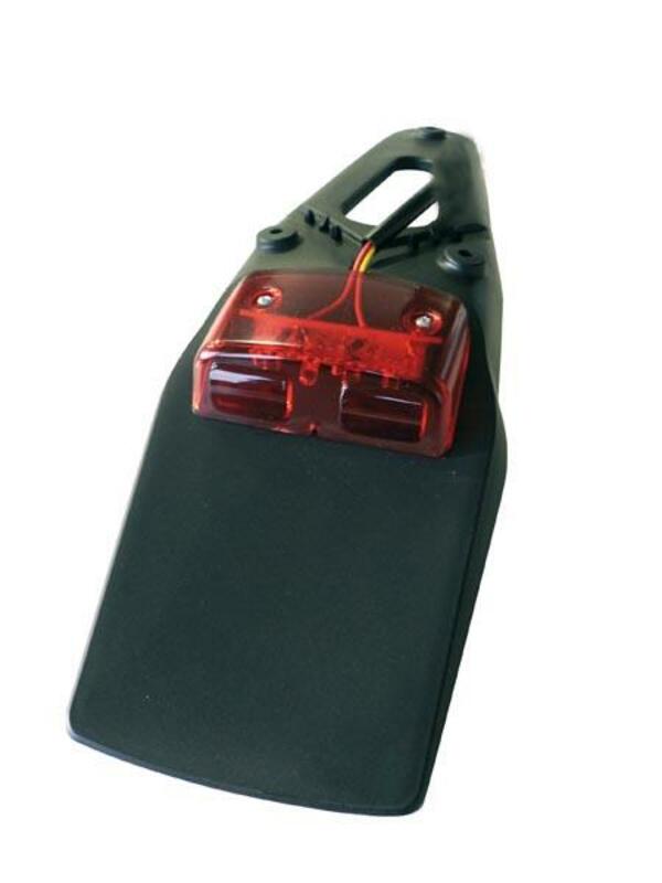 Extensión del guardabarros trasero BIHR negro con luz LED