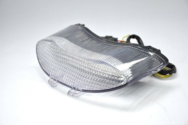Piloto trasero BIHR LED con intermitentes integrados Triumph DAYTONA 675 / STREET TRIPLE 675
