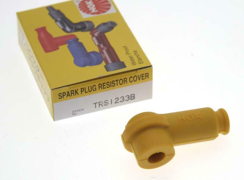 Pipa de bujía NGK TRS1233B-Y