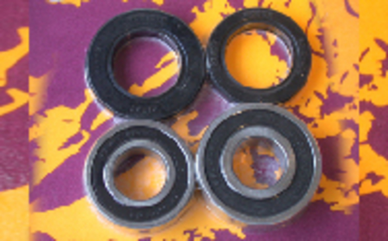 Kit de rodamientos y retenes de rueda delantera PIVOT WORKS