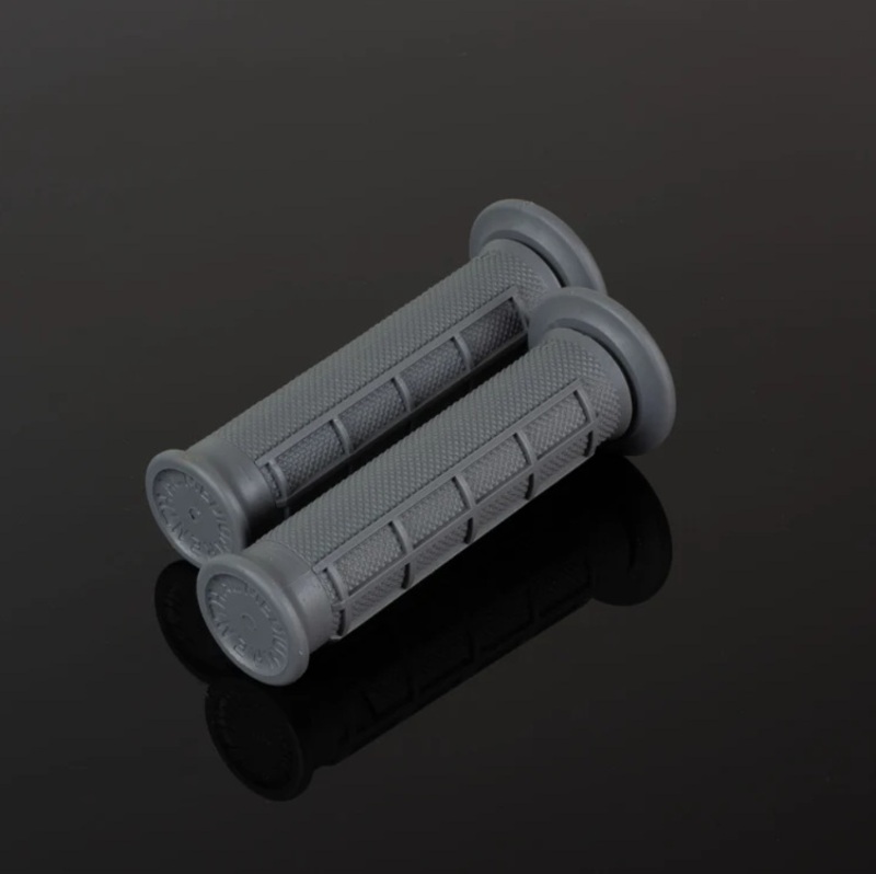 Puños Renthal ATV medio cuadradillo medio gris G112