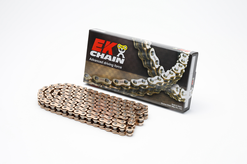 Cadena de transmisión EK CHAIN 520 MVXZ2 - Retenes QX-Ring - Cierre tipo remache
