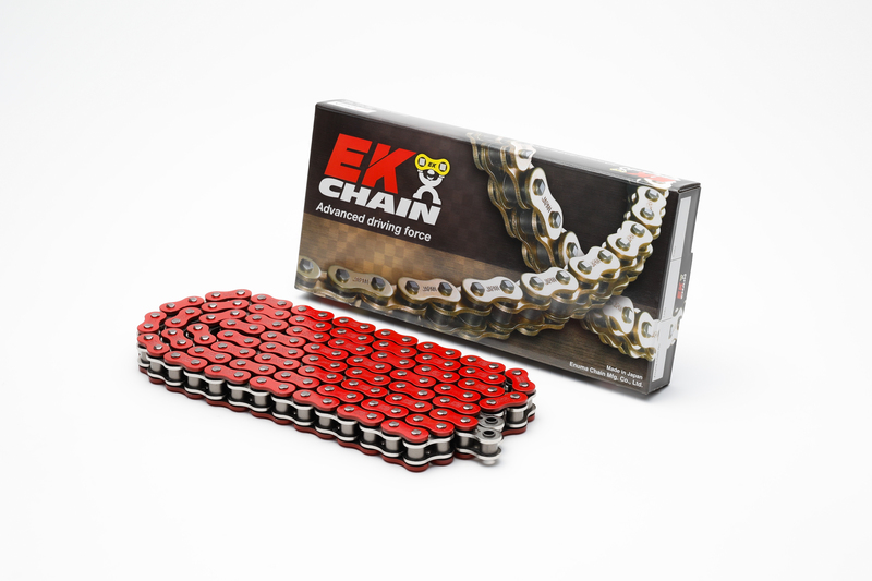 Cadena de transmisión EK CHAIN 520 MVXZ2 - Retenes QX-Ring - Cierre tipo remache