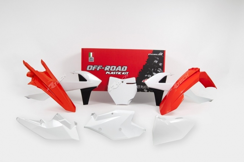 Kit de plástica RACETECH (6 pcs) - Color OEM