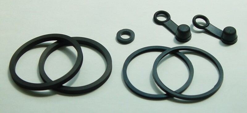 Kit reparación pinza de freno TOURMAX - GSF600 BANDIT '95-03 GSX1300R '99-02 BCR-304