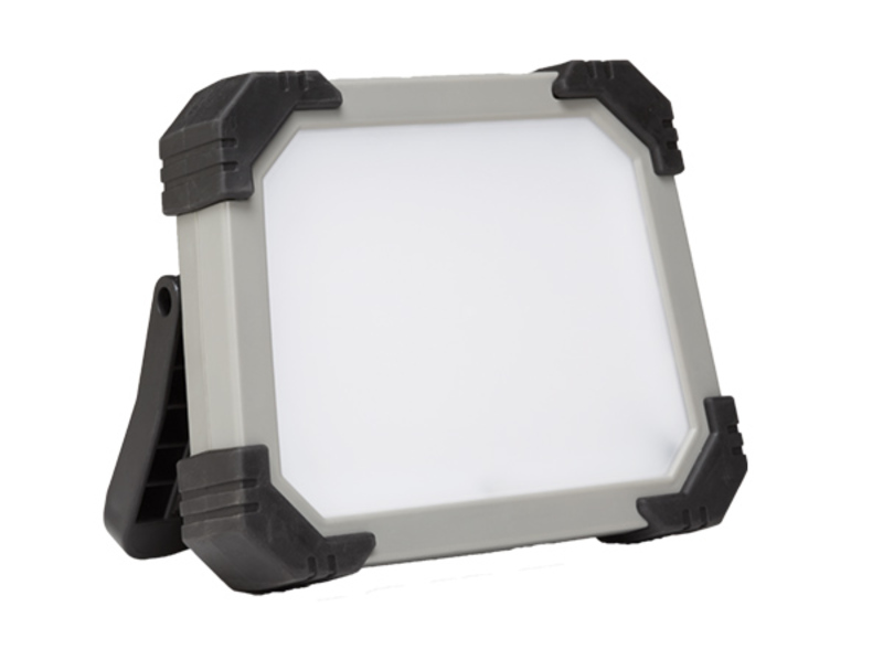 Lámpara de taller LED recargable ZECA 3000-1500 Lux