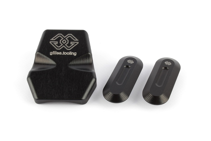 Kit de tapas para circuito Gilles Tooling (retrovisores + guardabarros), negro