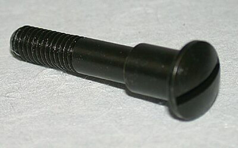 Tornillo de maneta Domino