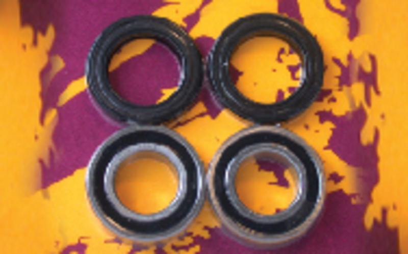 Kit de rodamientos y retenes de rueda delantera PIVOT WORKS