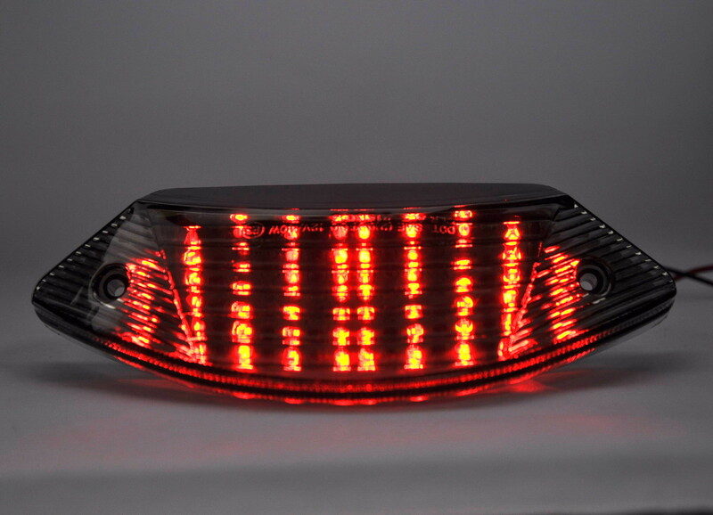 Piloto trasero BIHR LED con intermitentes integrados HONDA 600 / 900